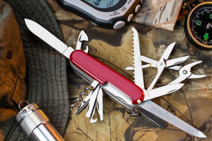 is it legal to carry a pocket knife in florida is it legal to carry a pocket knife in florida