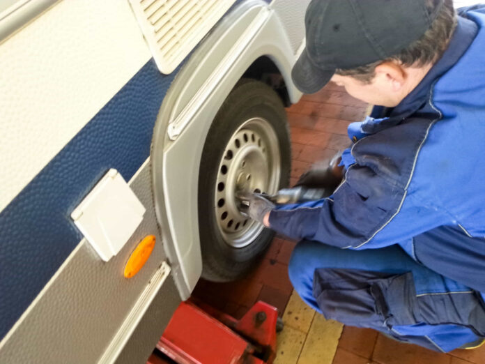 how to change a tire on a single axle travel trailer how to change a tire on a single axle travel trailer